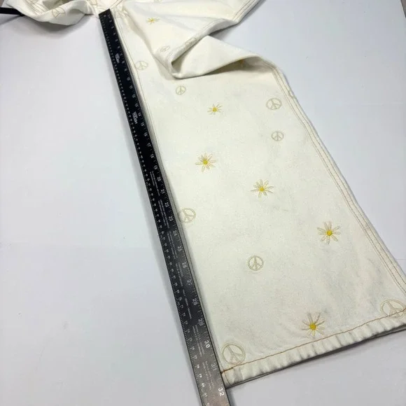 Designer Sandro High Rise Wide Leg Jeans Womens Size 24 White Denim - Picture 6 of 8